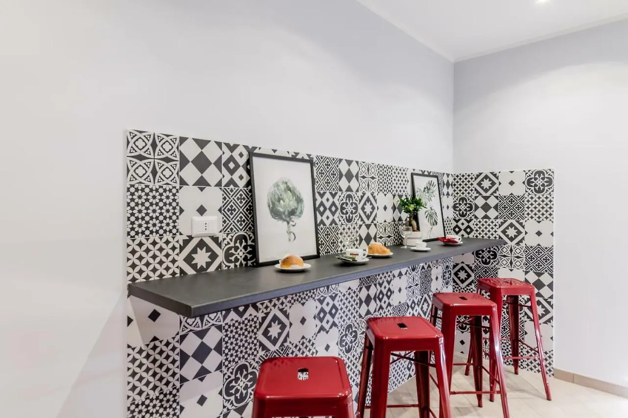 Marconi 94 - Apartment&Private Rooms Рим 0*,  Италия