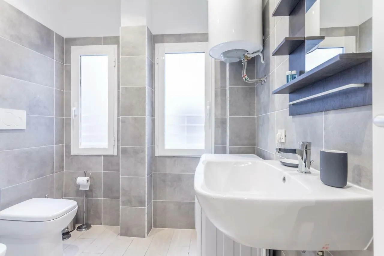 Marconi 94 - Apartment&Private Rooms Rome